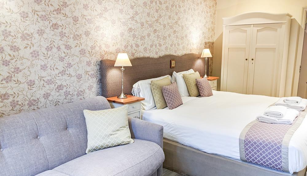 comfy bedrooms suites
